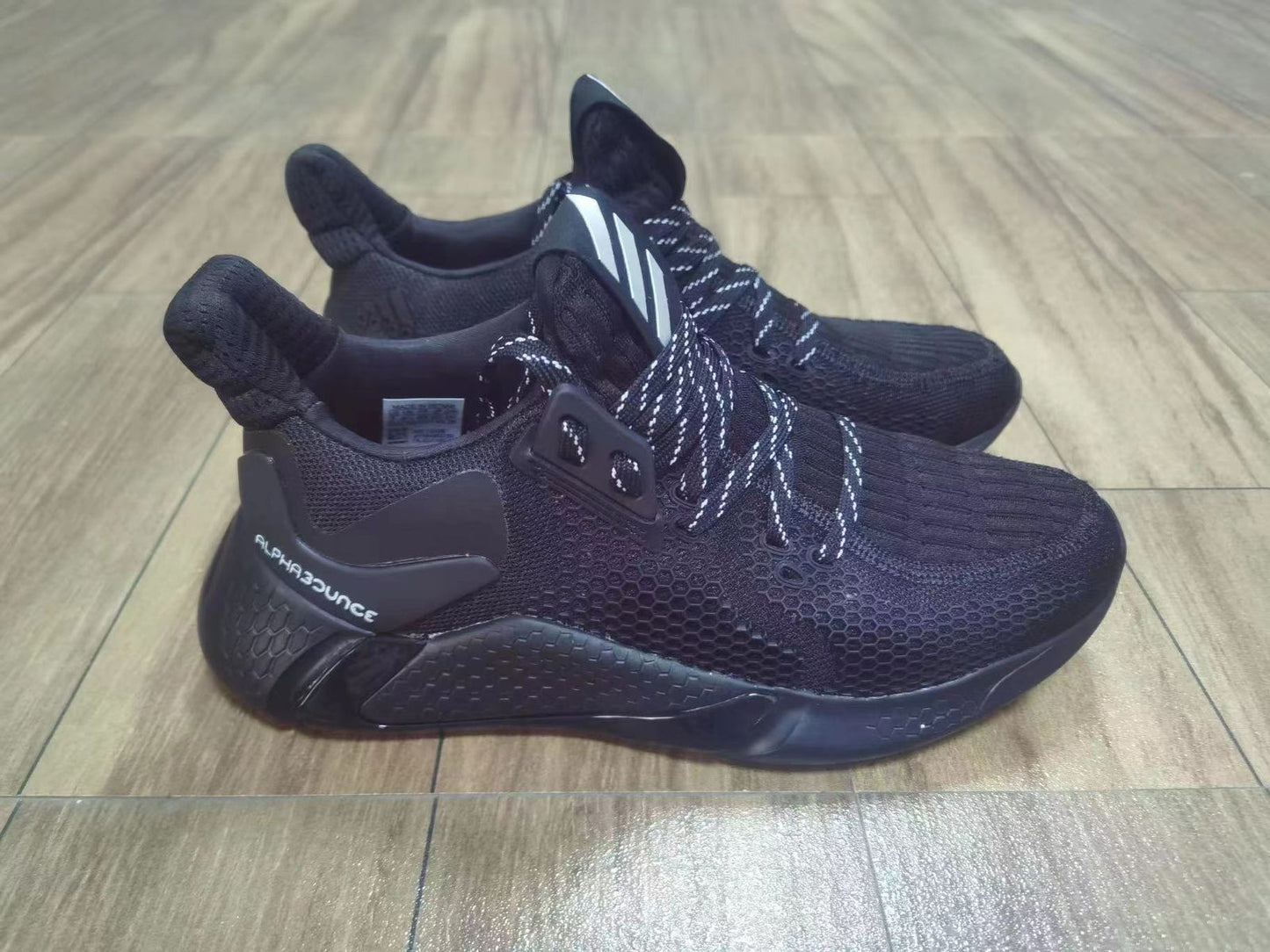 Adidas AlphaBounce