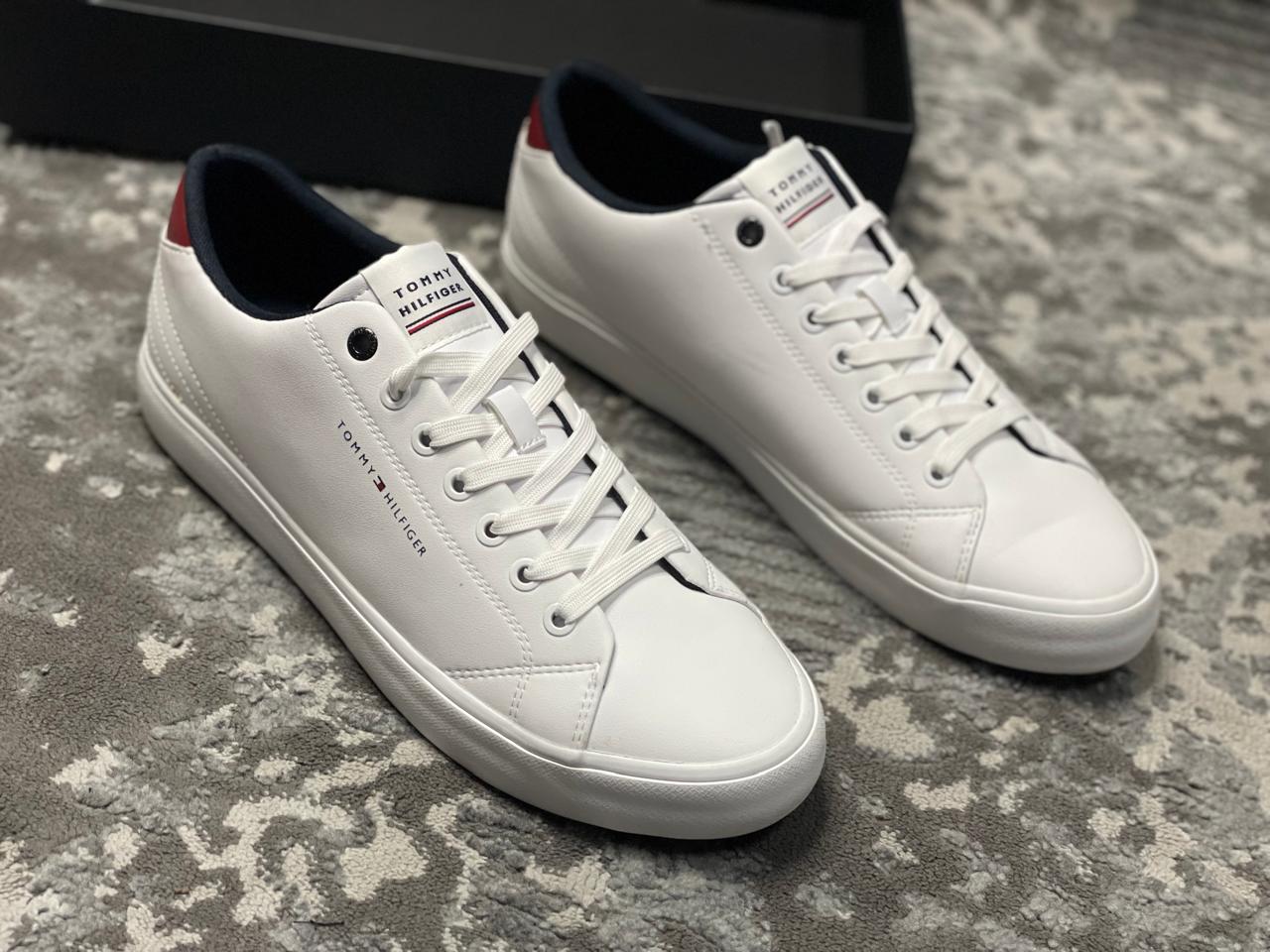 Tommy Hilfiger
