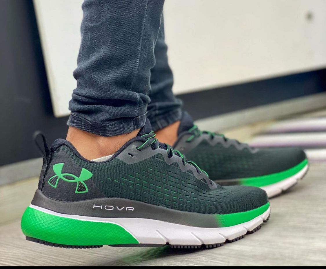 Mens Under Armour HOVR-Superior Comfort and Performance
