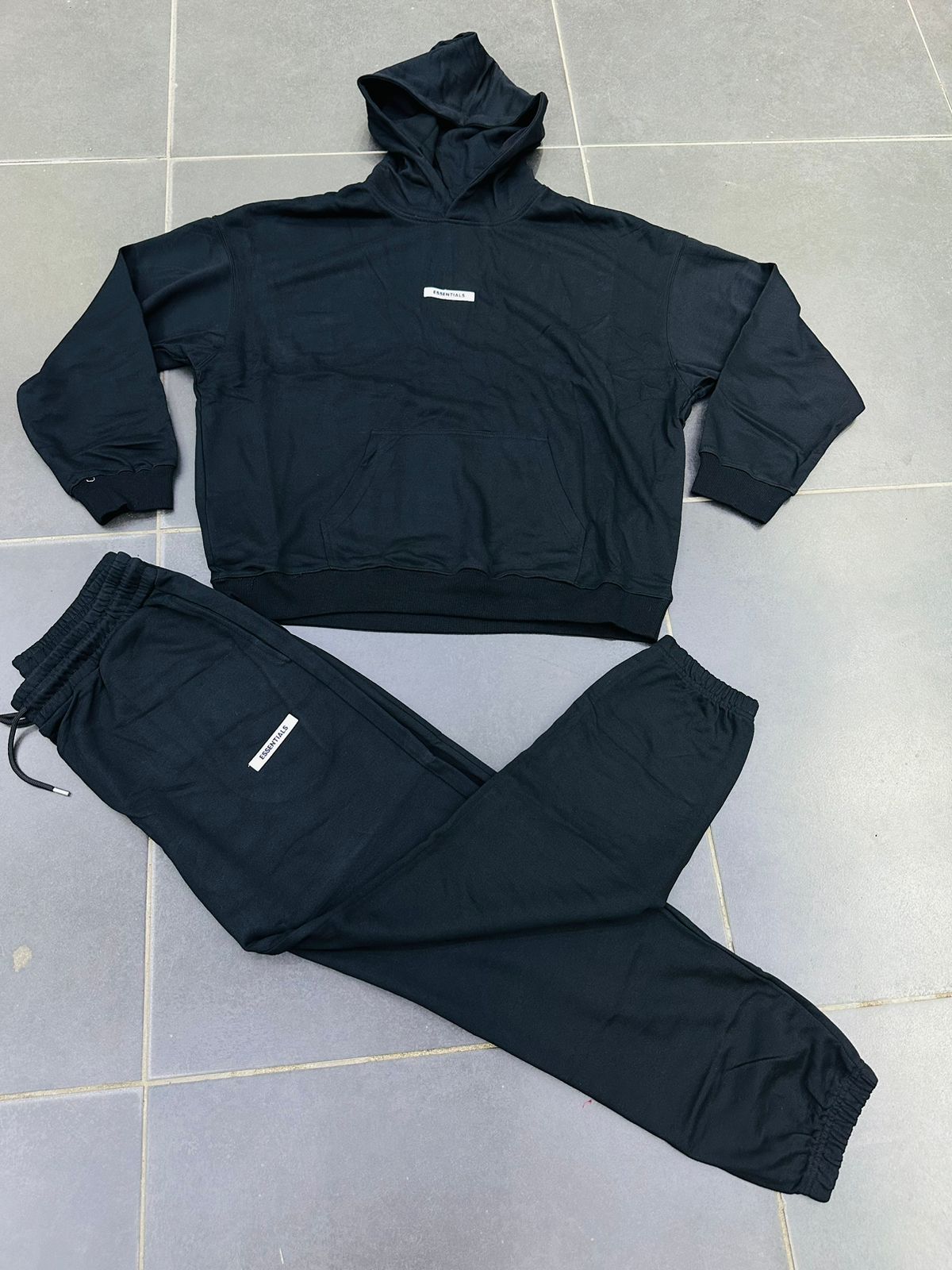 Essentials Tracksuit - Minimalist Comfort and Style for Everyday Wear