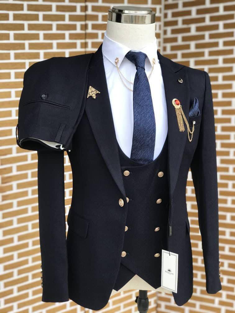 High-Quality Suits - Tailored Elegance for Every Occasion