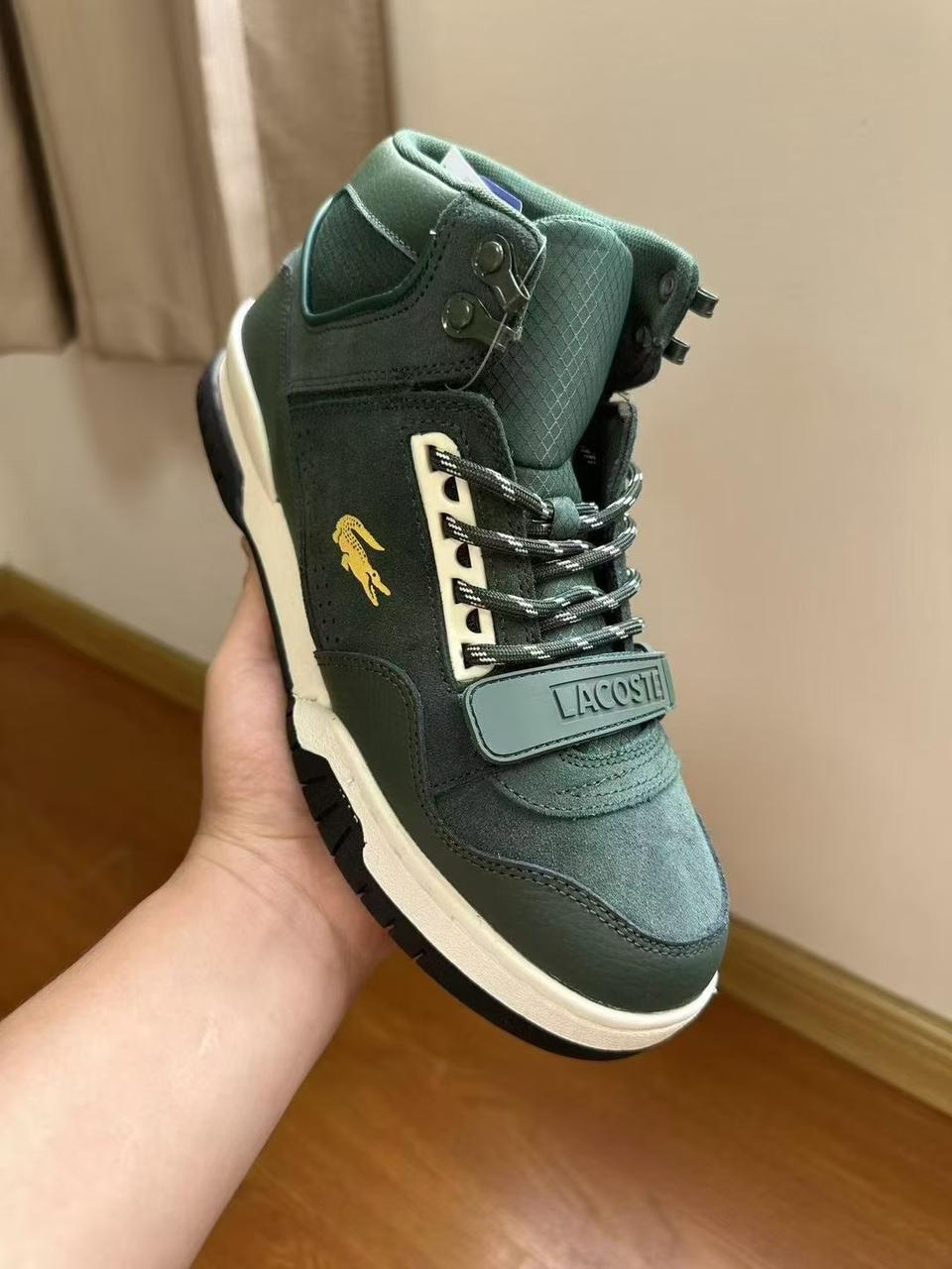 Lacoste Ace Lift Mid Sneakers – Bold Style with Comfort