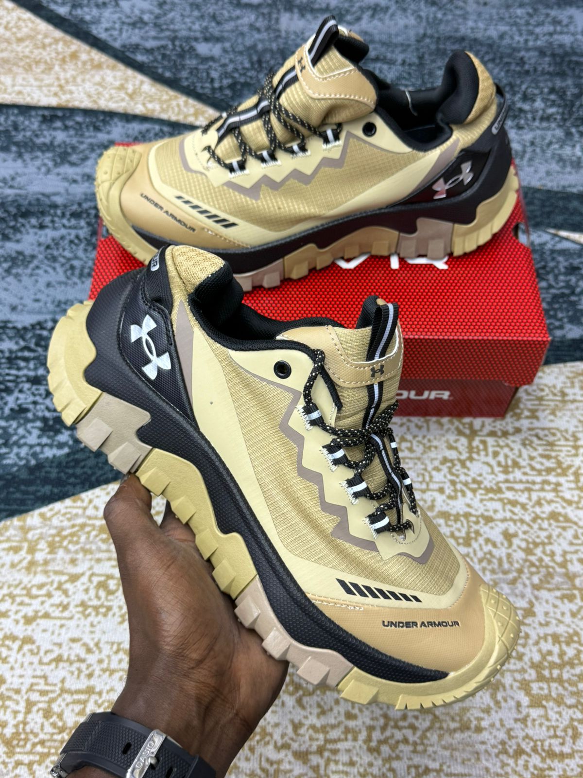 Under Armour Trail Running Sneakers – Camouflage & Outdoor-Inspired Colors